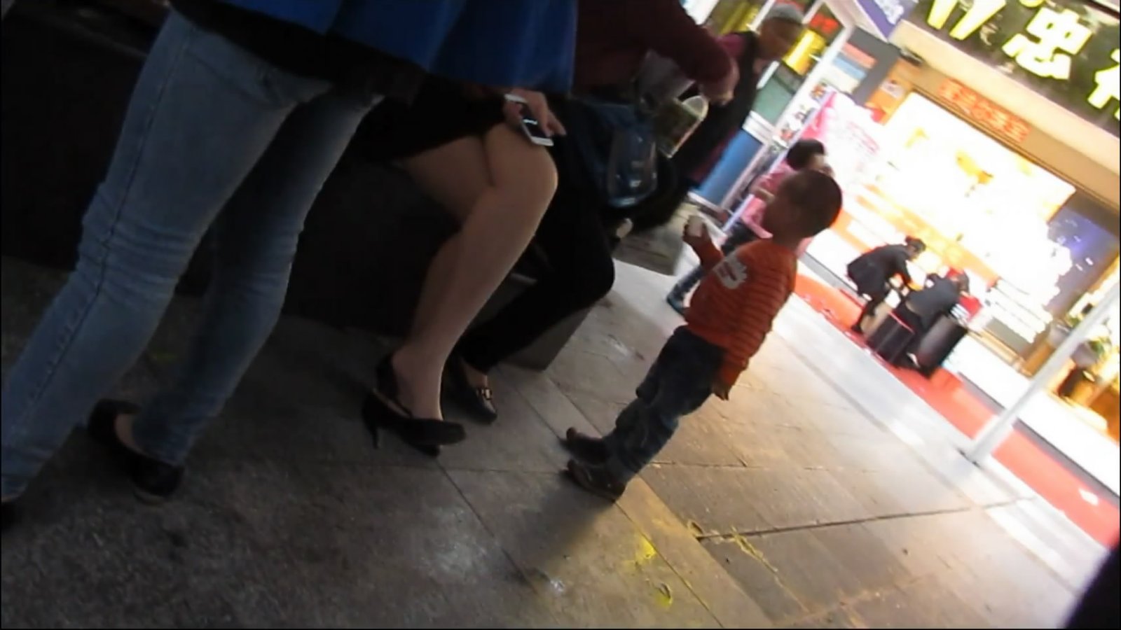 streetsnapdangl[00 01 21][20181126 232315 8]